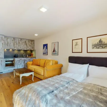 Bright With Balcony & View To The Matterhorn Apartman