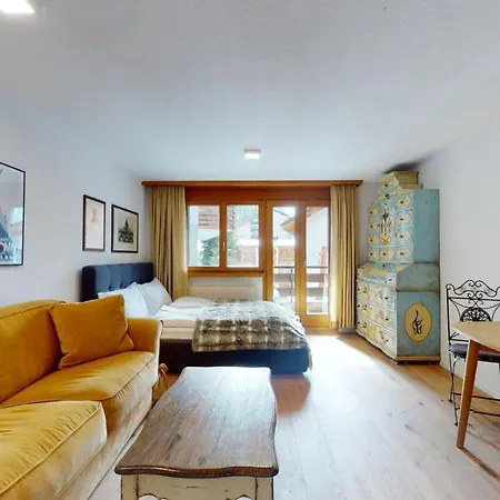 Bright With Balcony & View To The Matterhorn * زيرمات